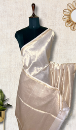 Load image into Gallery viewer, Handwoven Maheshwari Silk Cotton Saree - Ice White + Golden Glow
