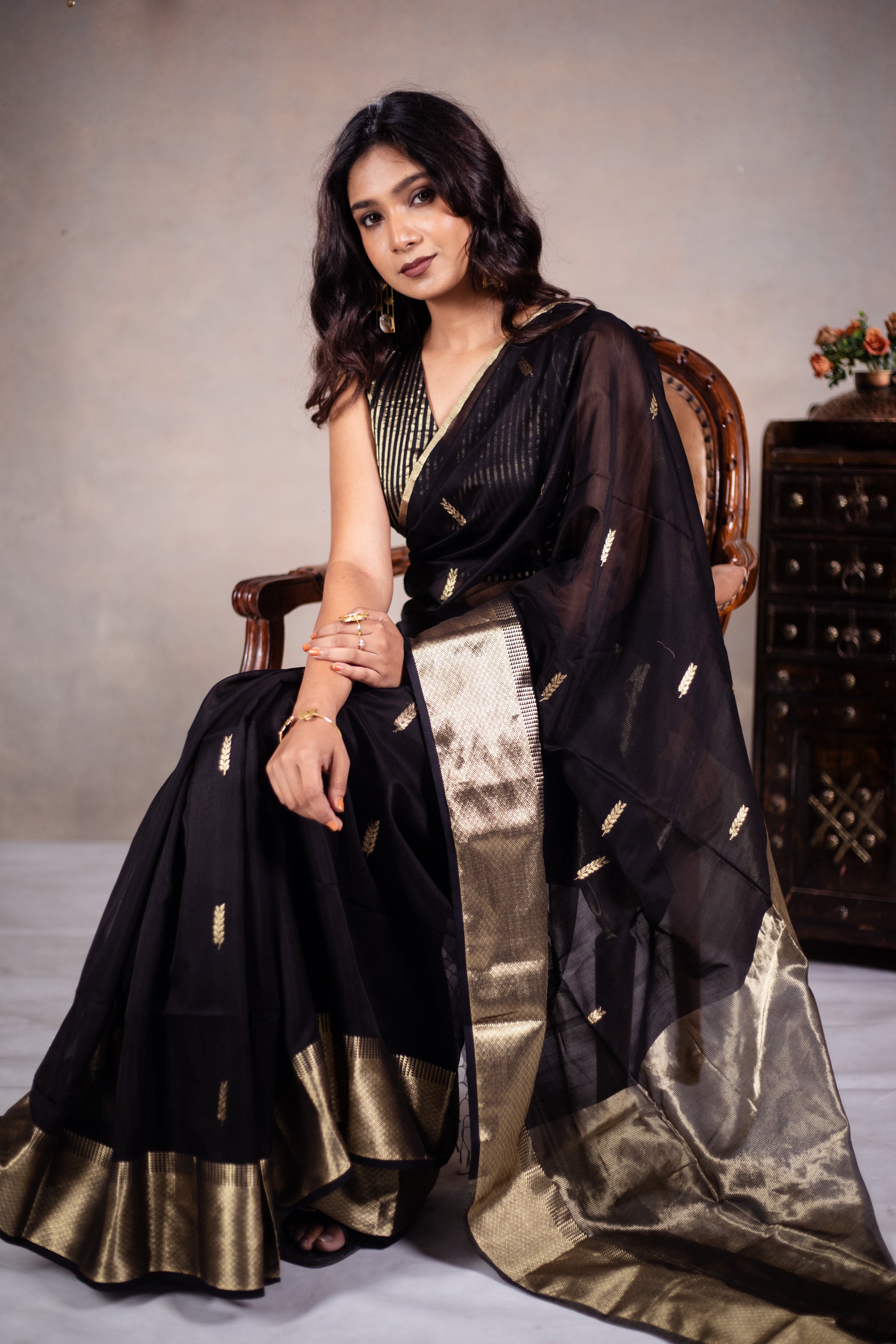 Reeva - Handwoven silk cotton saree - Black Pearl + Gold