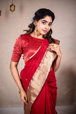 Load image into Gallery viewer, Reeva - Handwoven silk cotton saree -  Thunderbird Red + Gold
