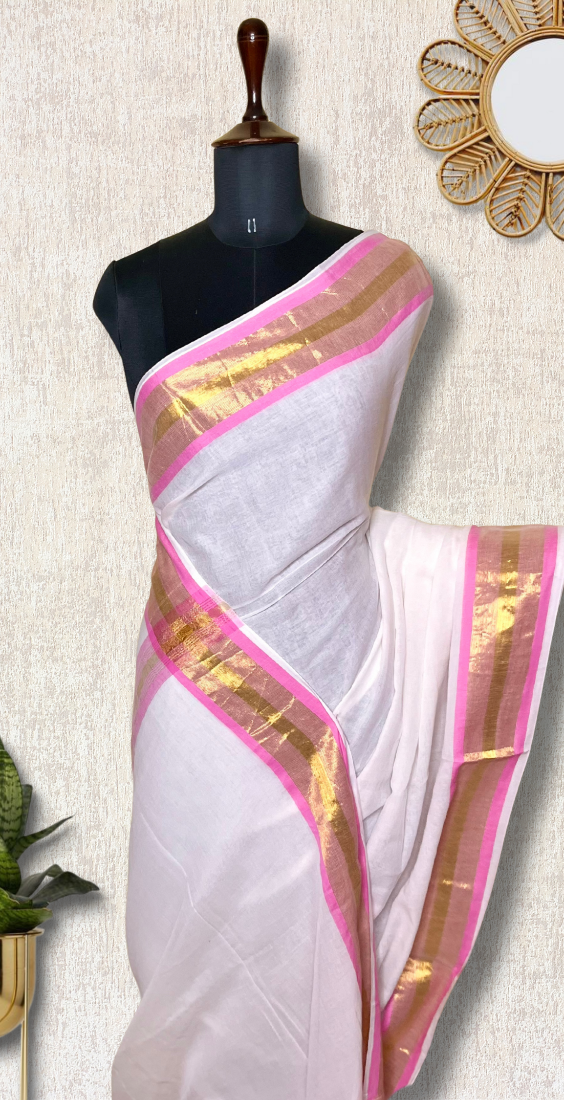 Handwoven Cotton Saree - Seashell white + Orchid Pink