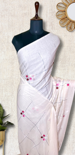 Load image into Gallery viewer, Handwoven Cotton Saree - Vista White + MegentaFlush
