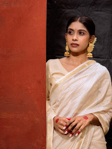 Aria - Handwoven silk cotton saree - Ivory + Gold