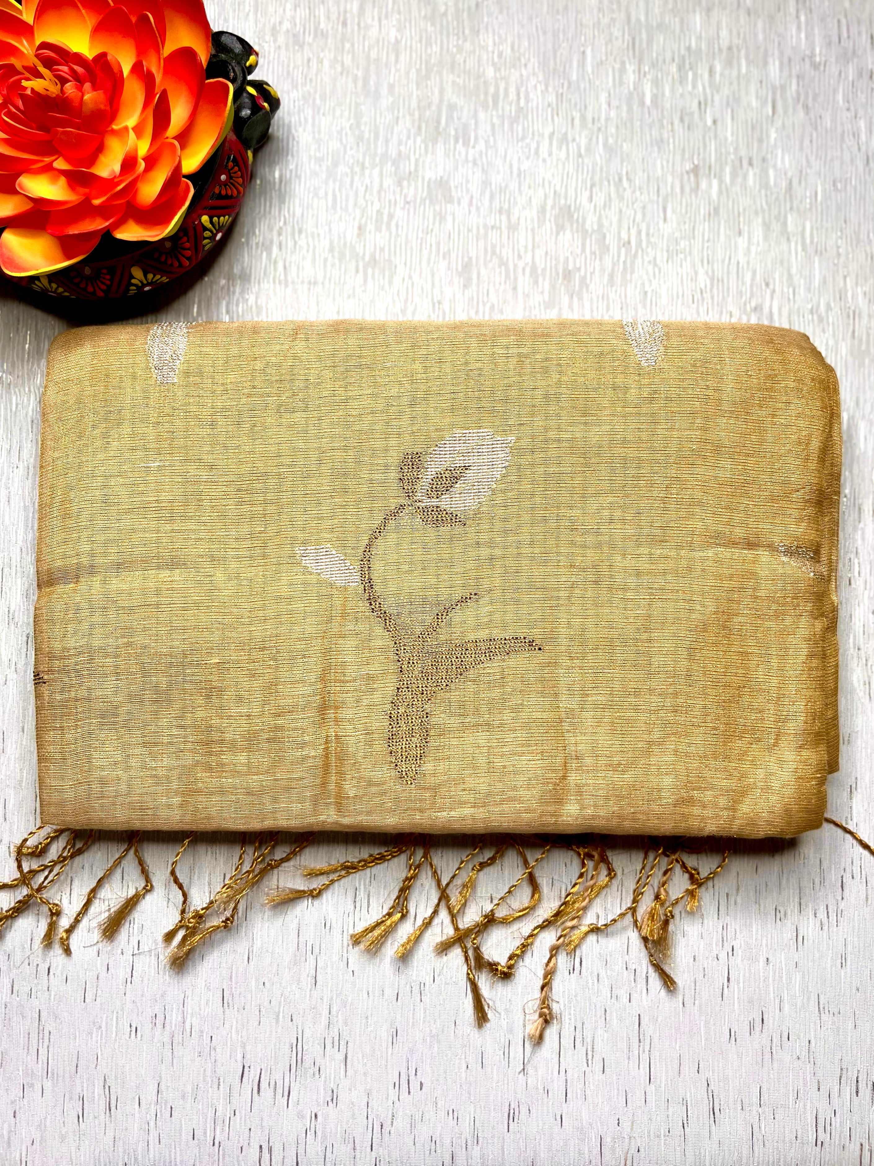 DIVA-Handwoven Metallic Linen Tissue Saree - Sandal Gold