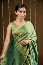 Load image into Gallery viewer, DIVA-Handwoven Metallic Linen Tissue Saree - Green Gold
