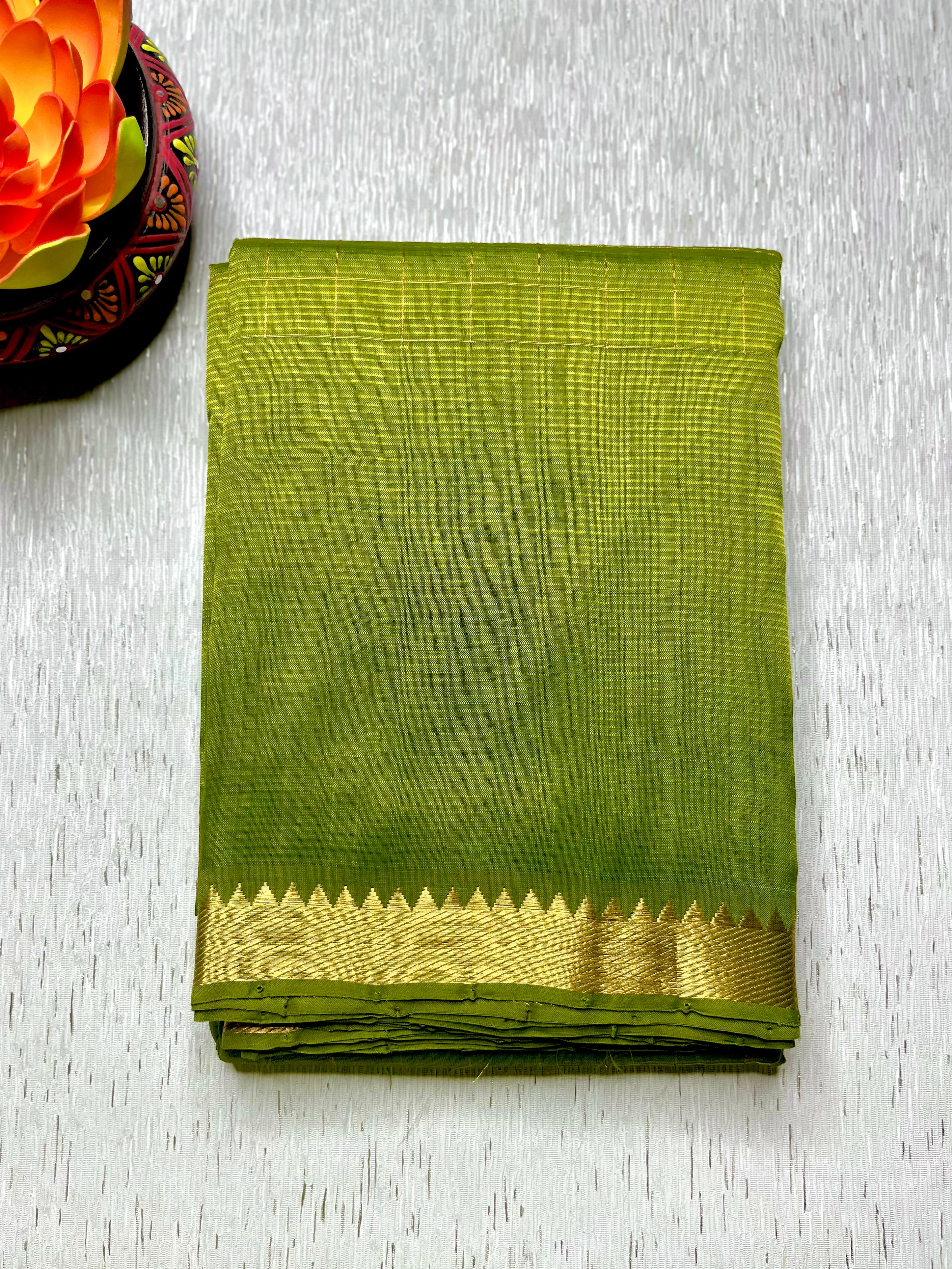 Handwoven Mangalgiri Silk Cotton Saree - Trendy Green + Gold