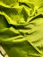 Load image into Gallery viewer, Handwoven Mangalgiri Silk Cotton Saree - Trendy Green + Gold
