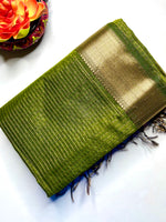 Load image into Gallery viewer, Handwoven Maheshwari Silk Cotton Saree - Limerick Green + Gold
