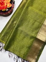 Load image into Gallery viewer, Handwoven Maheshwari Silk Cotton Saree - Limerick Green + Gold
