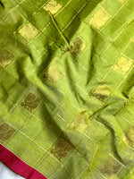 Load image into Gallery viewer, Kanchi Cotton Saree - Swamp Green + Cardinal Pink
