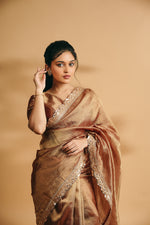 Load image into Gallery viewer, Sona - Crushed Tissue Silk Saree - Copper Gold
