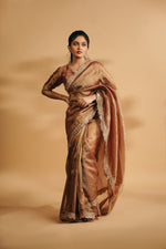 Load image into Gallery viewer, Sona - Crushed Tissue Silk Saree - Copper Gold
