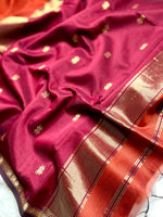 Load image into Gallery viewer, Handwoven Maheshwari Silk Cotton Saree -  Mexican Orange + Flush Maroon
