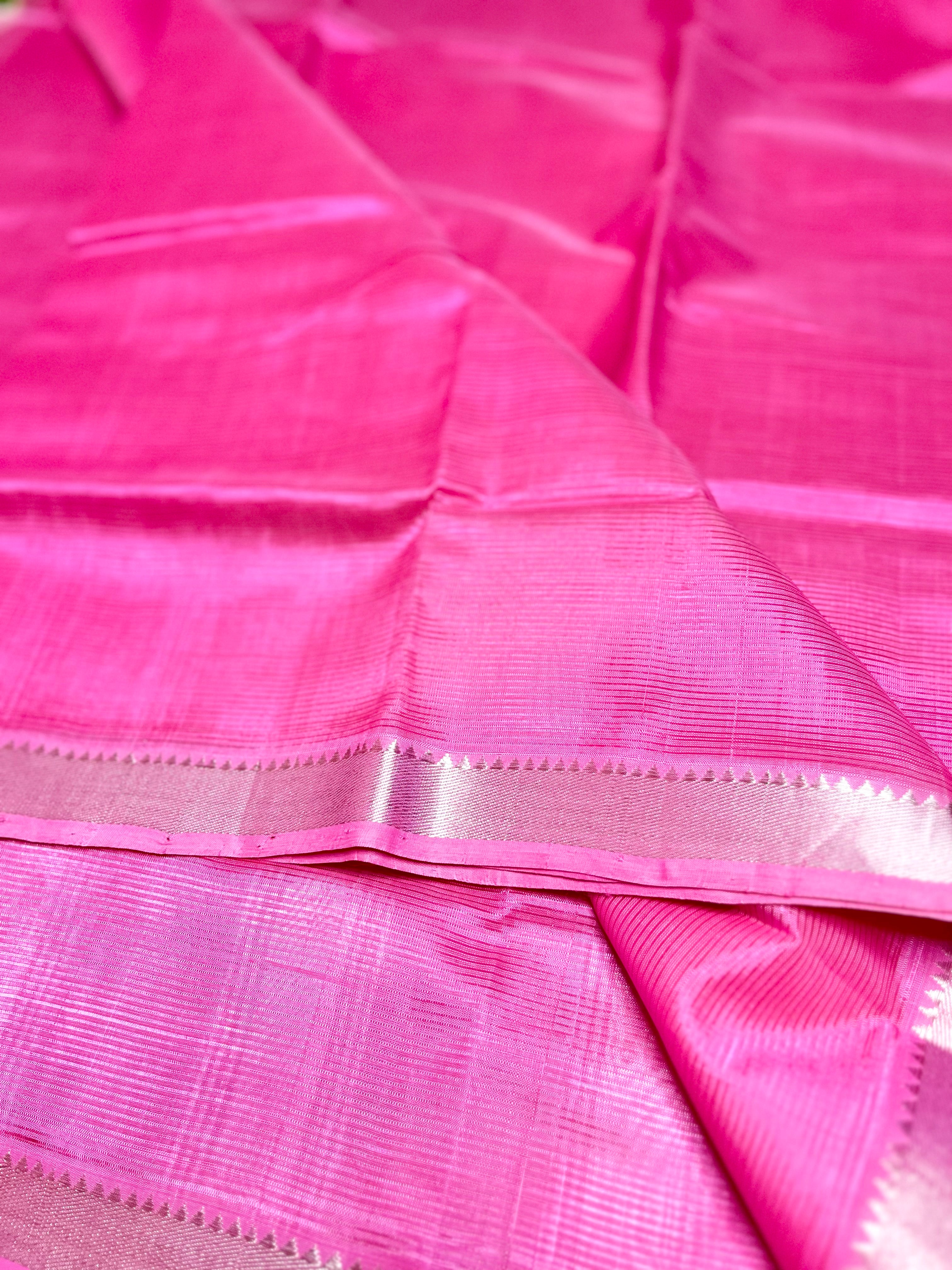 Handwoven Mangalgiri Silk Cotton Saree - Brilliant Rose + Silver