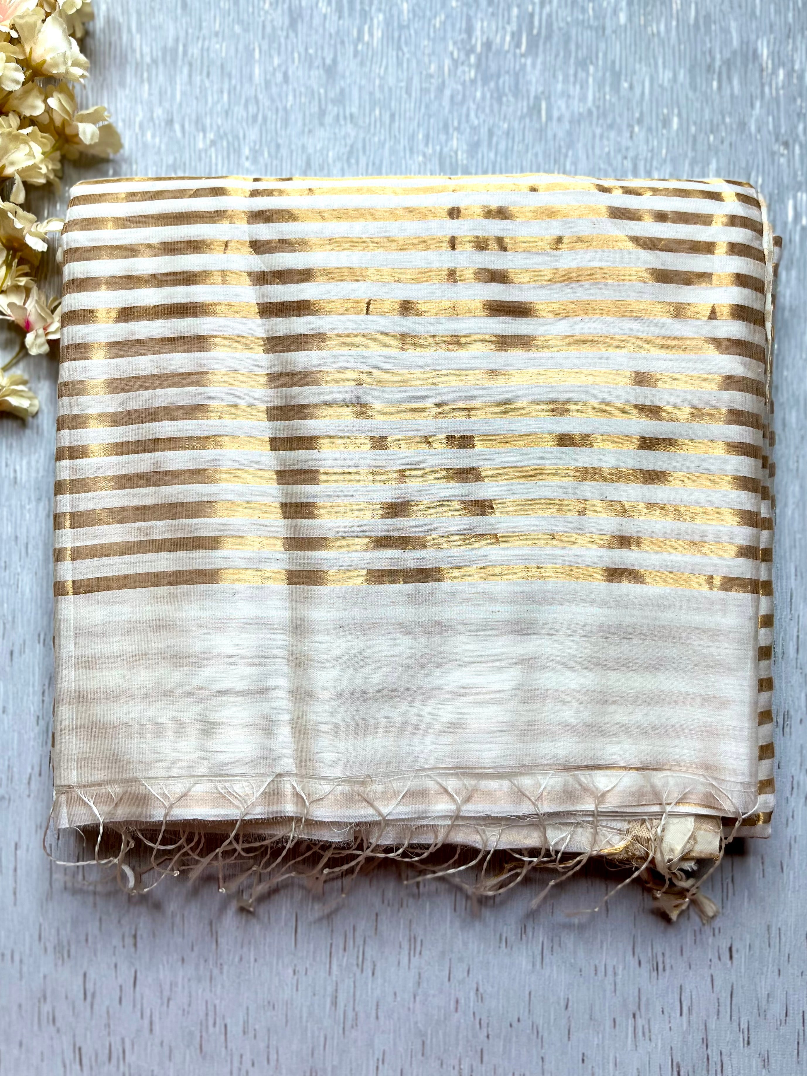 Handwoven Maheshwari Silk Cotton Saree - Ice White + Gold