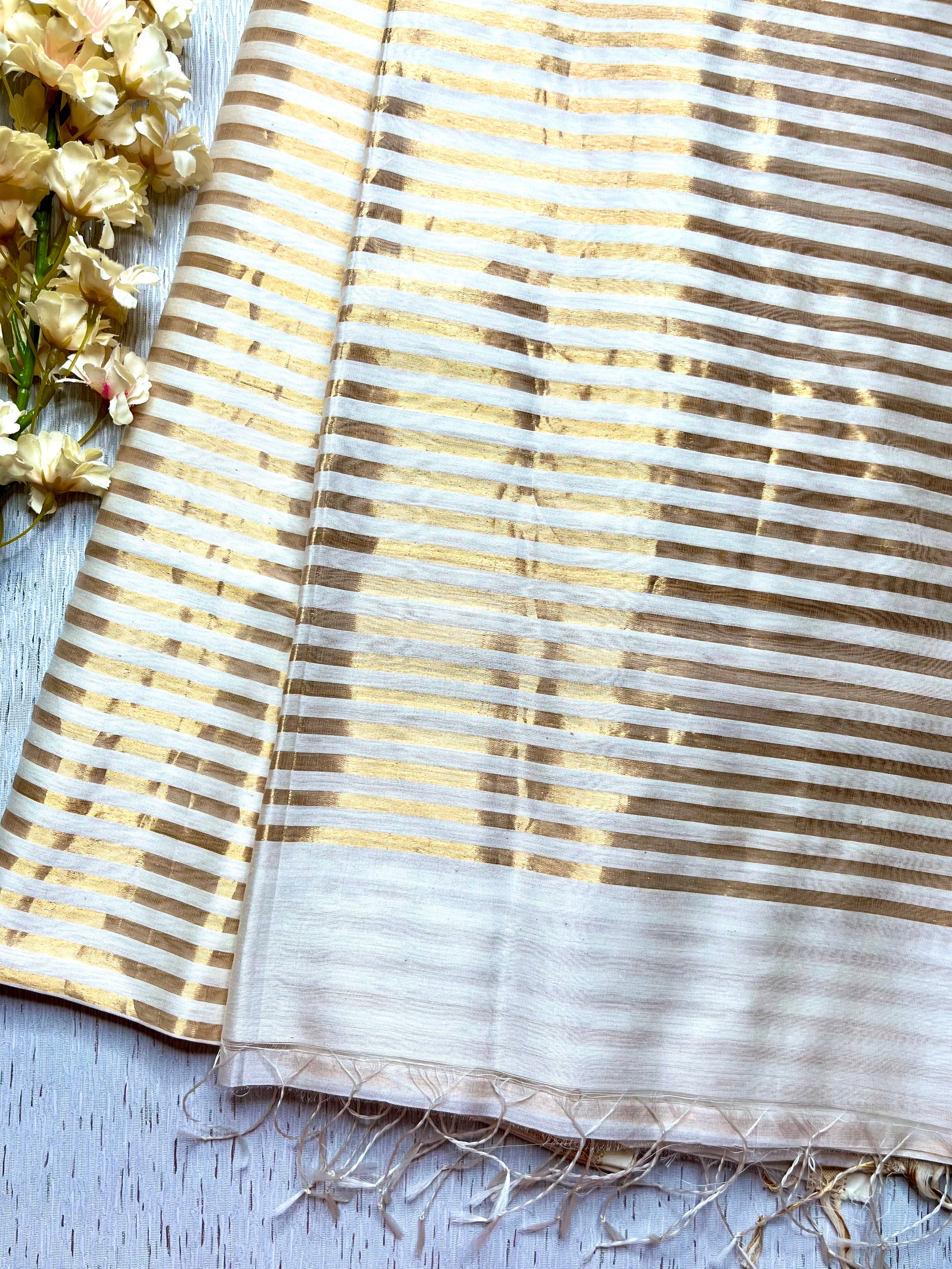 Handwoven Maheshwari Silk Cotton Saree - Ice White + Gold