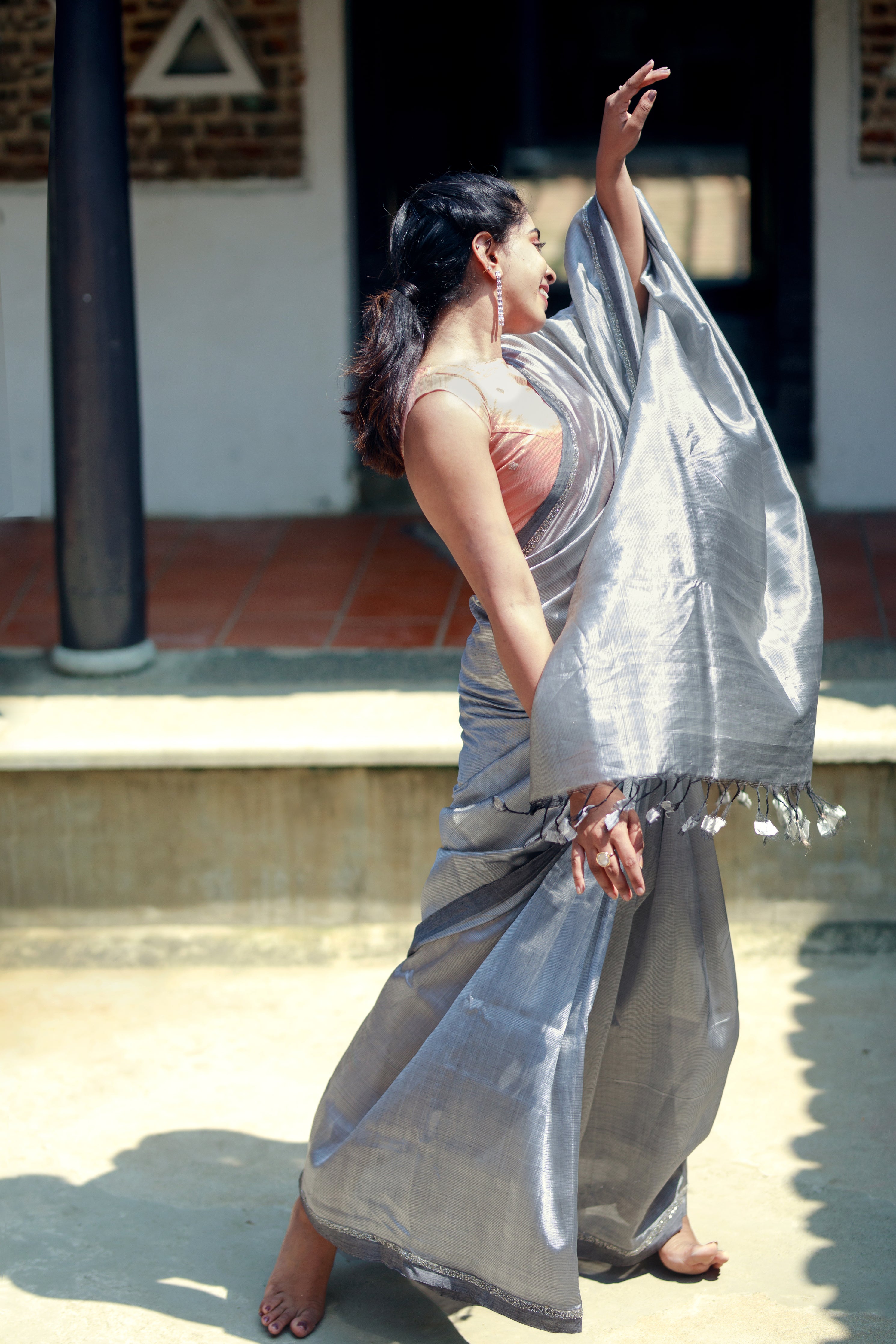 Handwoven silk cotton saree - Cool Gray + Tissue Peach