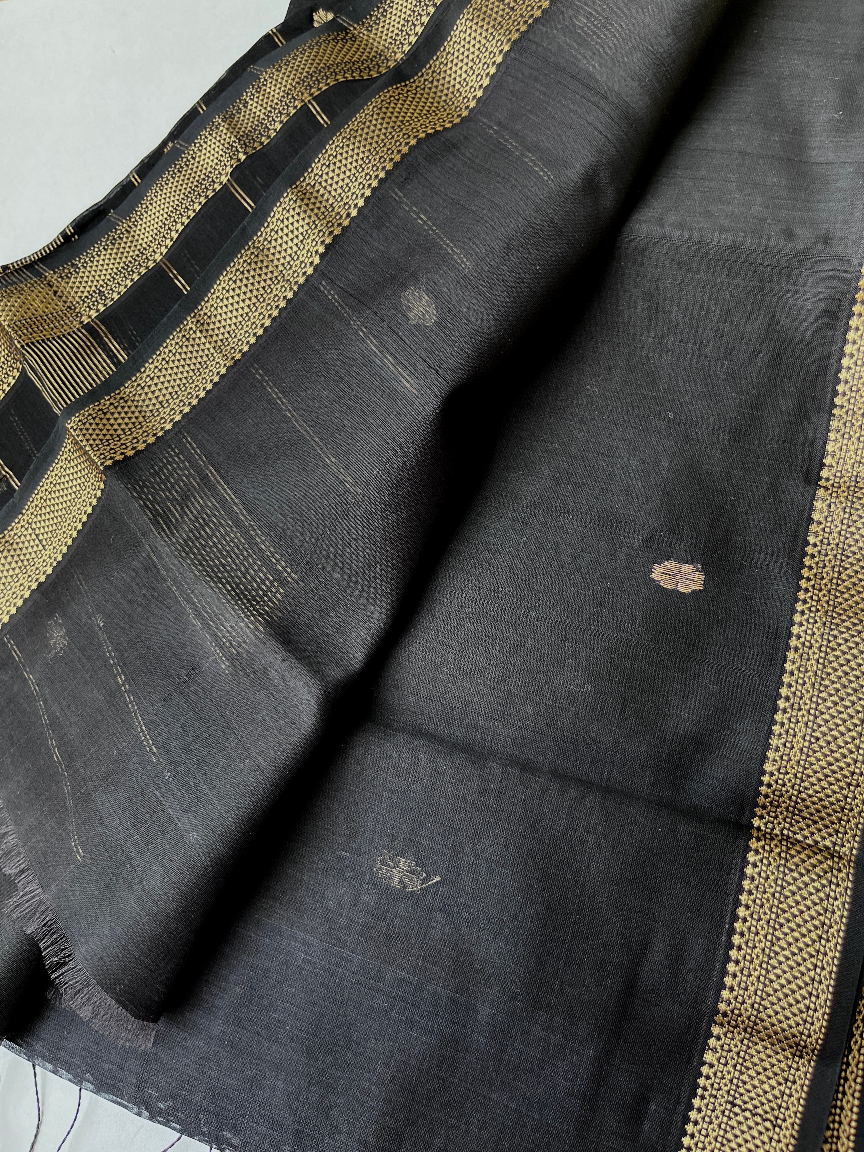 Handwoven Maheshwari Silk Cotton Saree - Royal Black